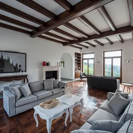 Sleeps 10 Pool Air Con Villa Tremezzo